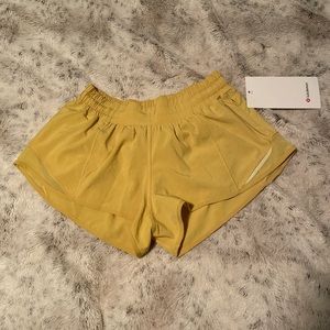 NWT soleil lululemon hotty hot shorts